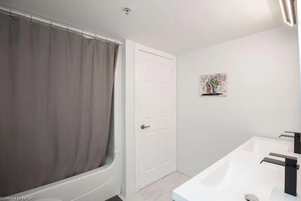 1480 Bishops Gate #207