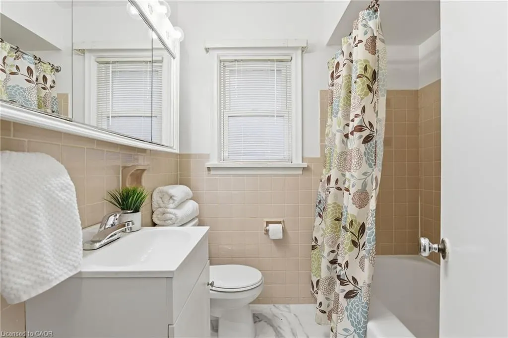 53 Livingston Avenue