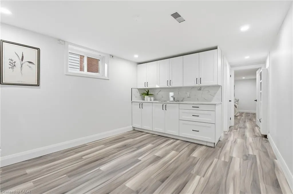53 Livingston Avenue