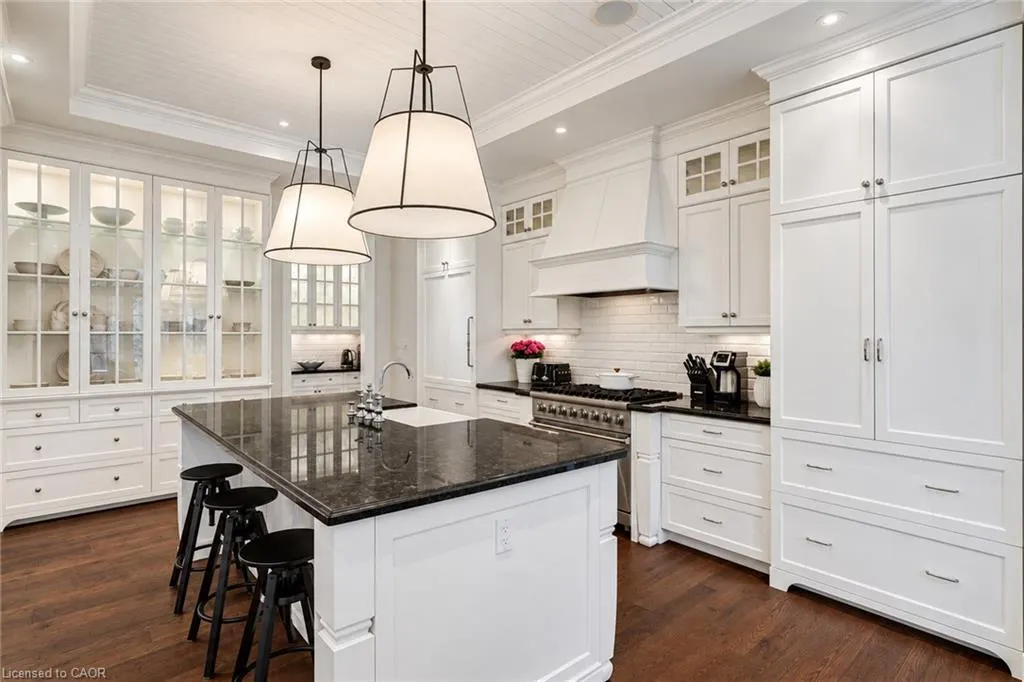 1043 Jerseyville Road W