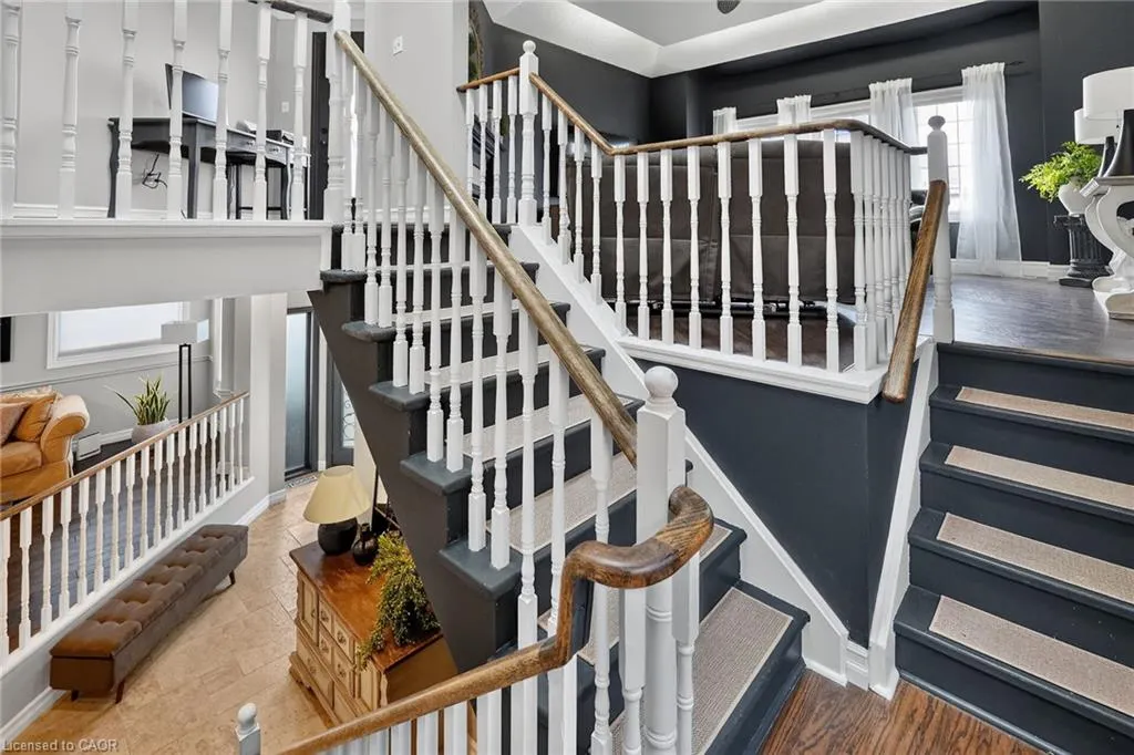 110 Cove Crescent