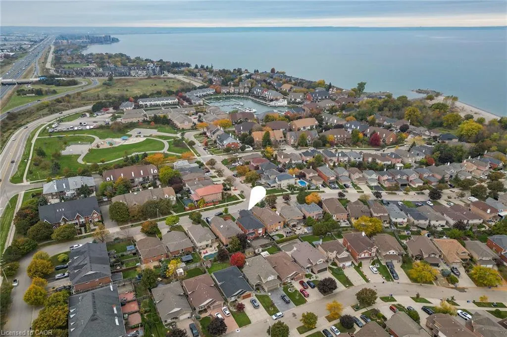 110 Cove Crescent