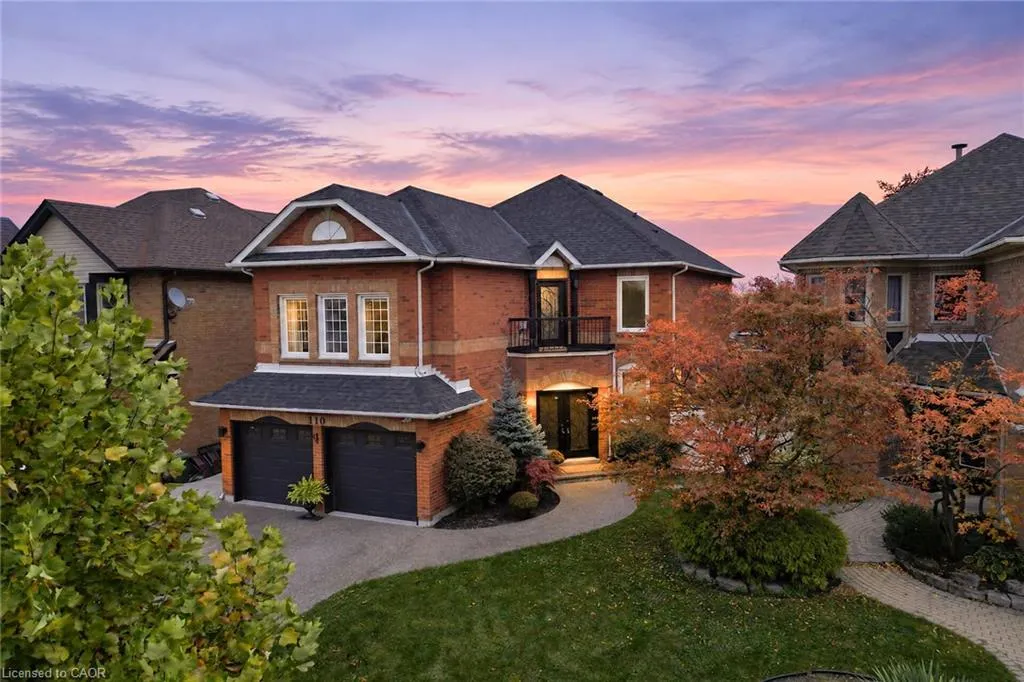 110 Cove Crescent