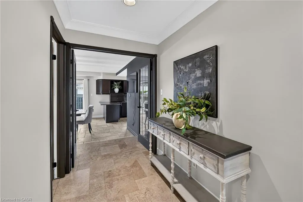 110 Cove Crescent
