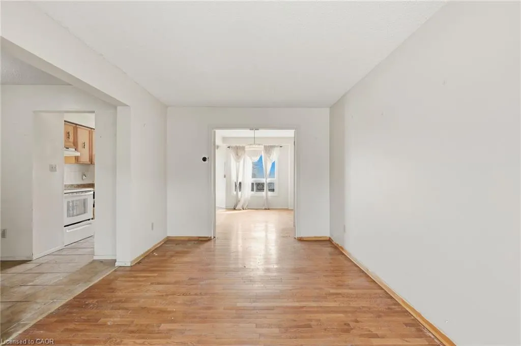 2275 Chapman Court
