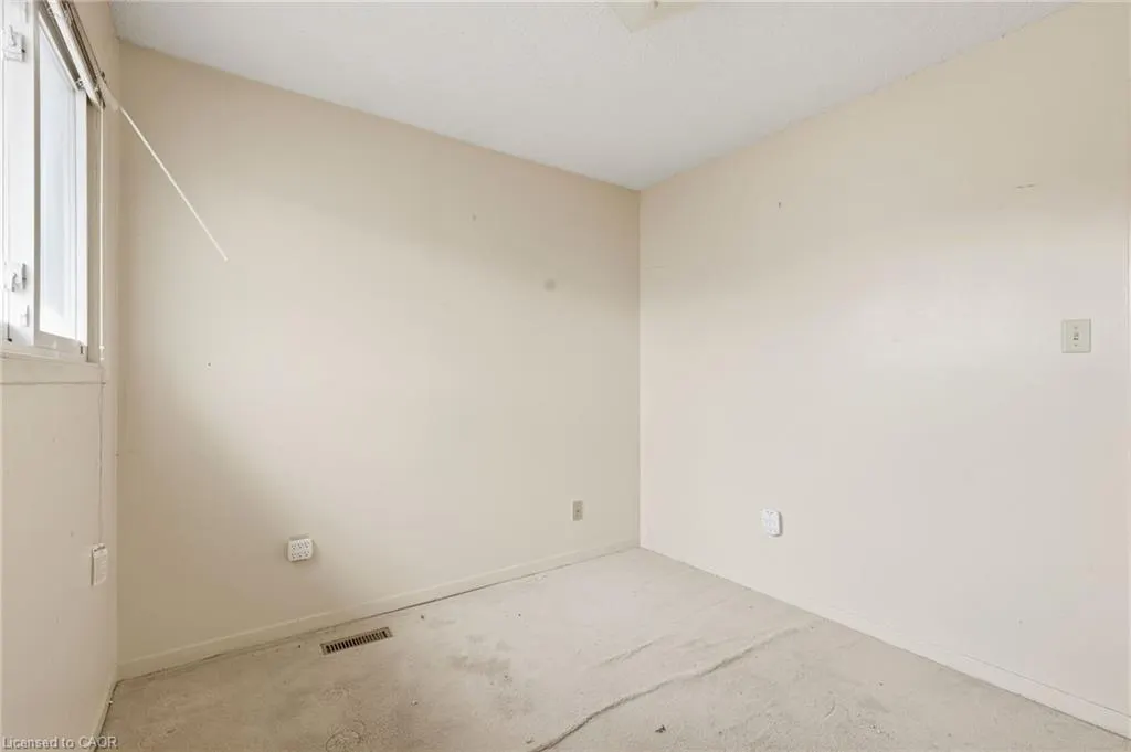 2275 Chapman Court