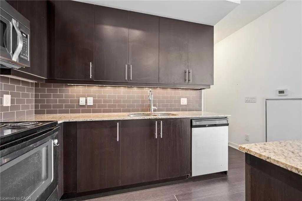 85 Duke Street W #1511