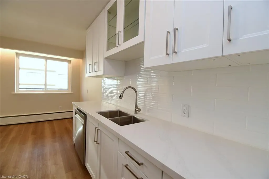 510 Queenston Road #404