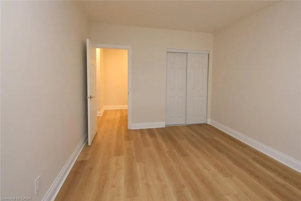 510 Queenston Road #404