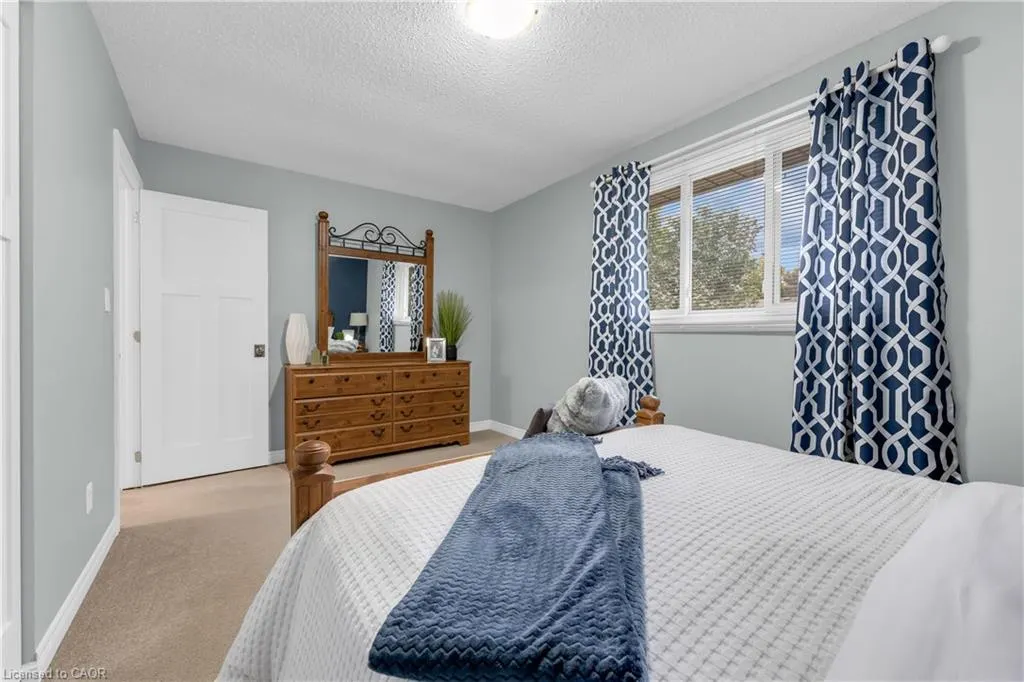 91 Guildwood Drive
