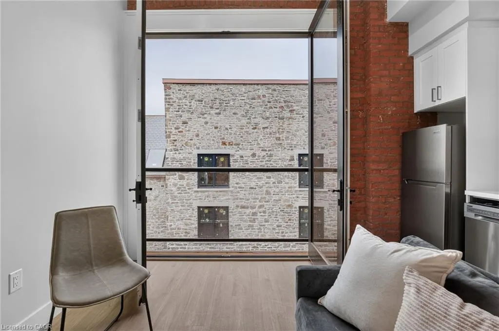 56 York Boulevard #405