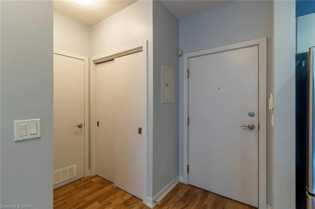 551 Maple Avenue #1408