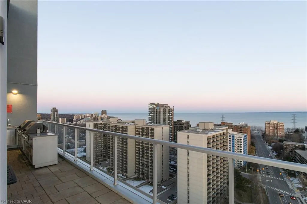 551 Maple Avenue #1408