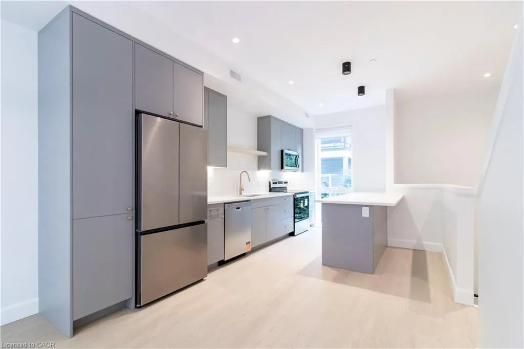 114 Madison Avenue S #5