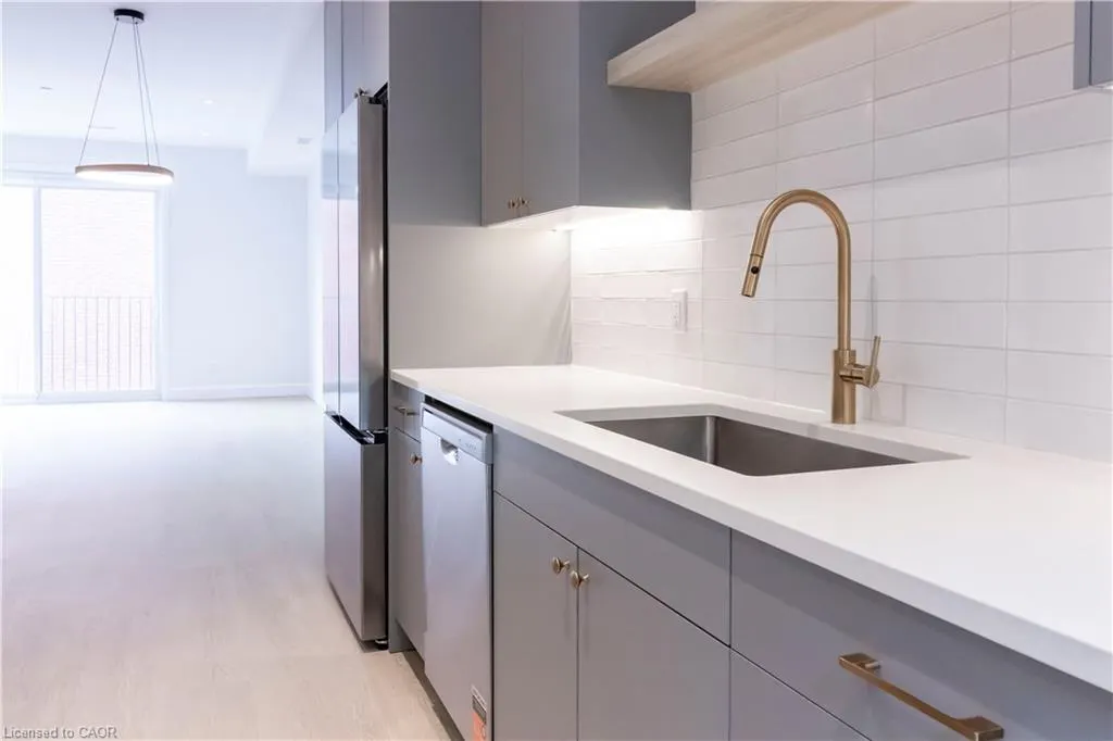 114 Madison Avenue S #5