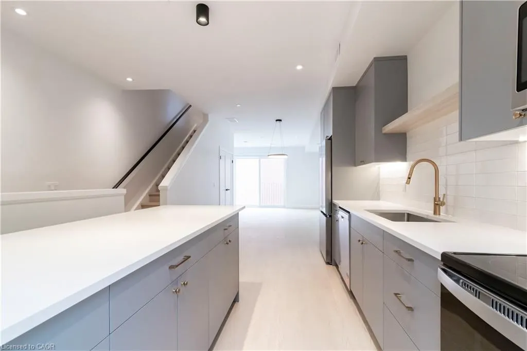 114 Madison Avenue S #5