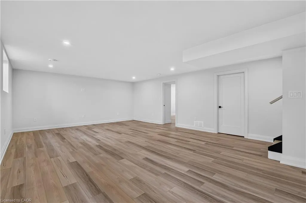 11 Oakley Drive