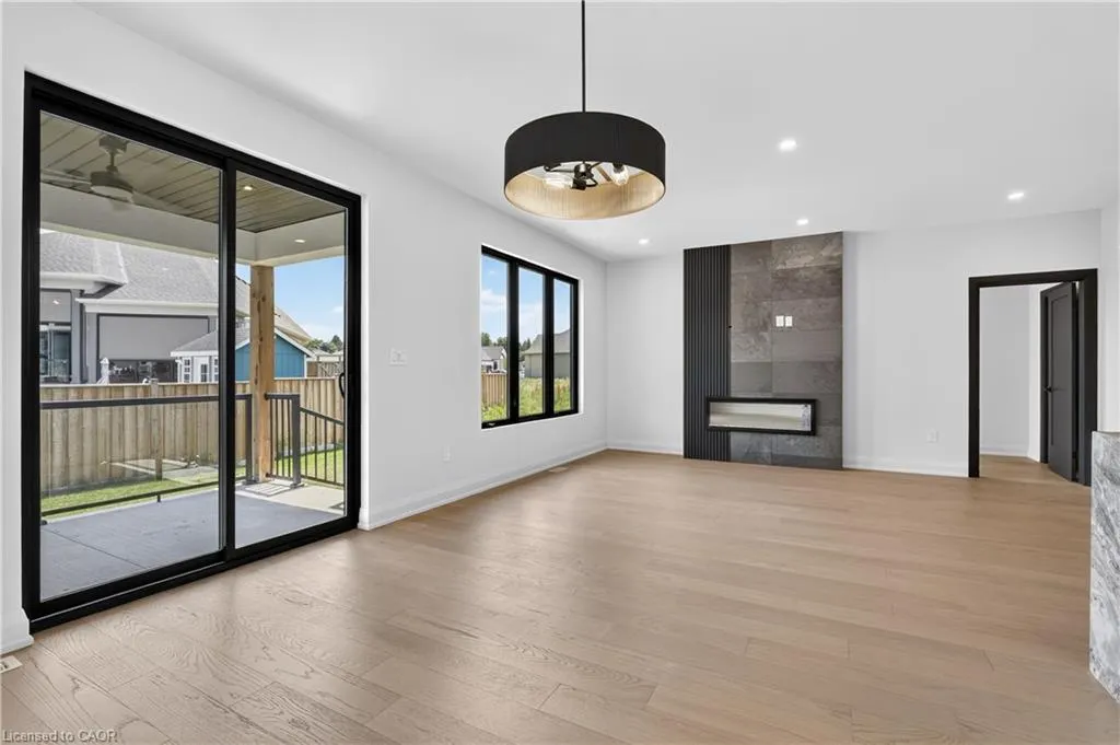 11 Oakley Drive