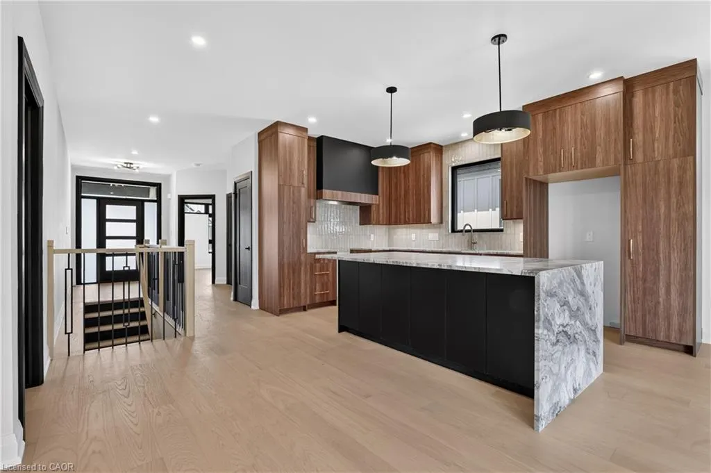 11 Oakley Drive