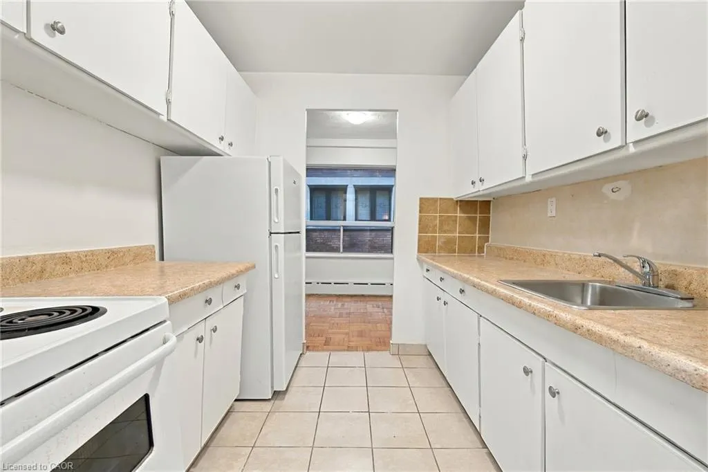 325A James Street S #309