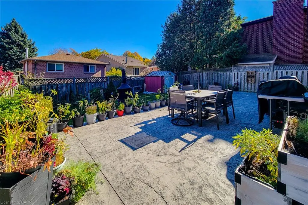 9 Cedarlawn Court