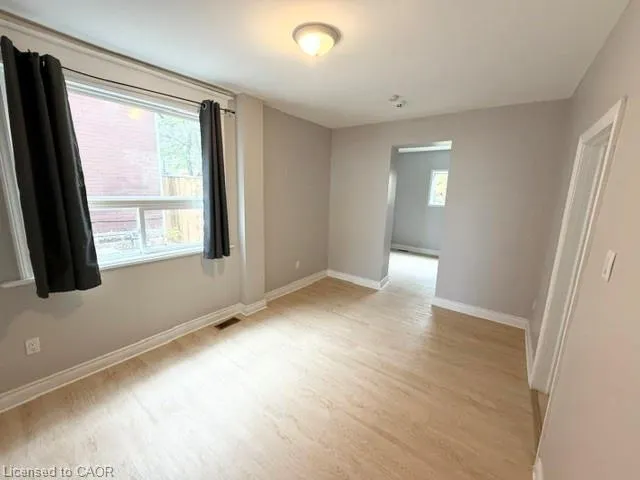 13 Genesee Street
