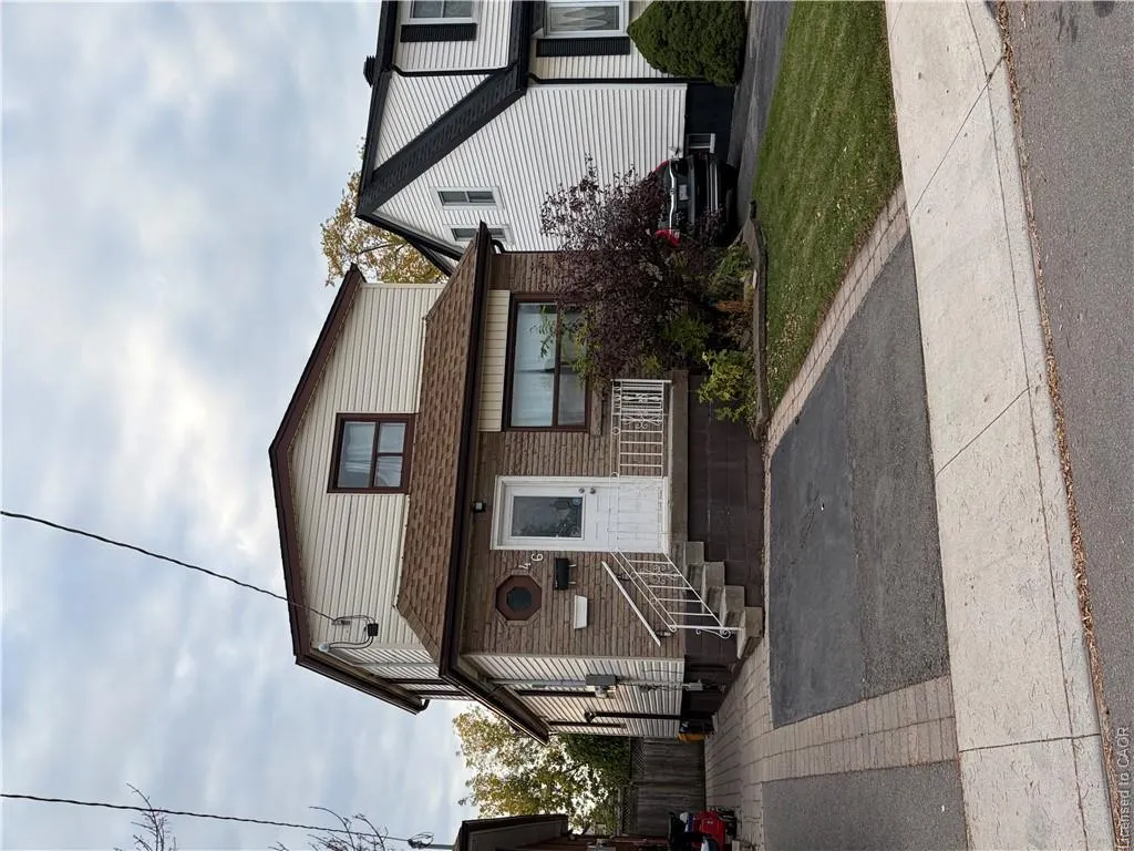 46 Delena Avenue S #1