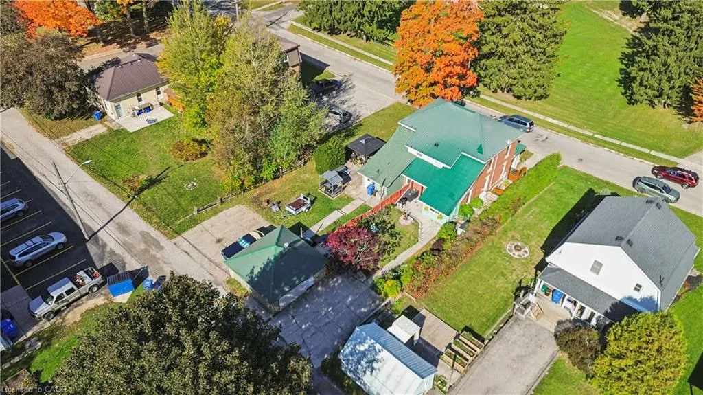 324 Daly Street