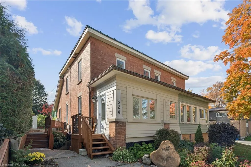 324 Daly Street