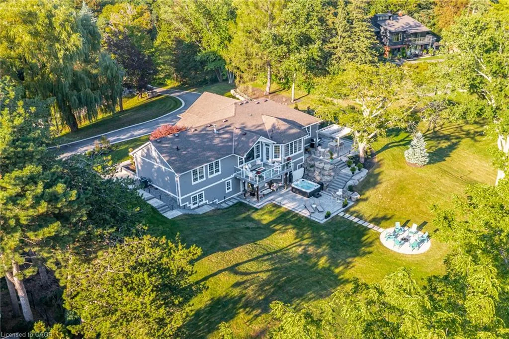 14 Oak Avenue
