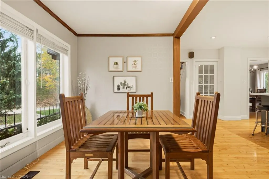 7 Hatfield Place