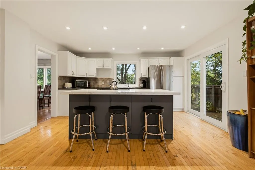 7 Hatfield Place
