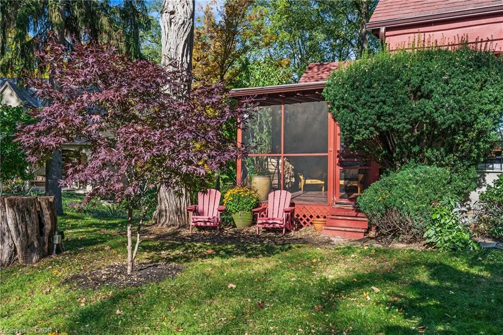7 Hatfield Place