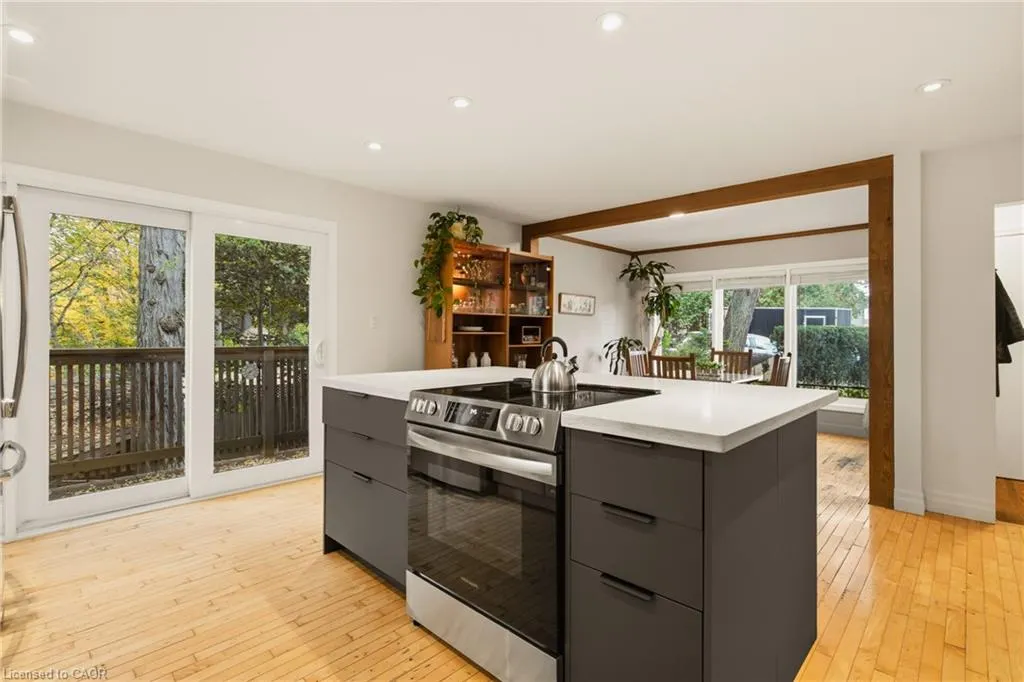 7 Hatfield Place