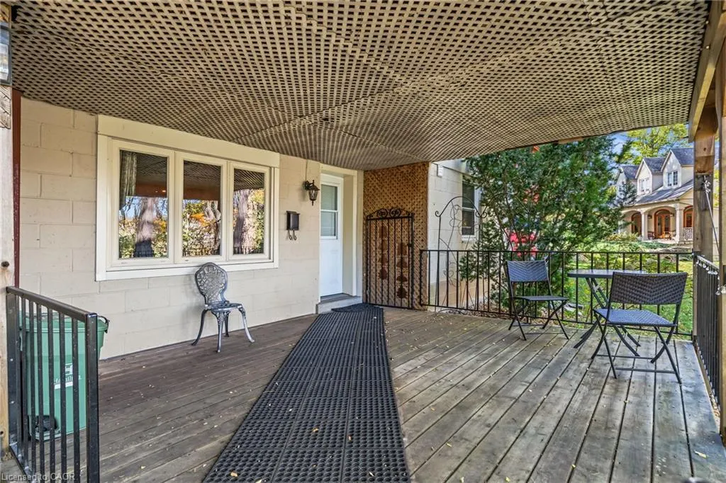 7 Hatfield Place