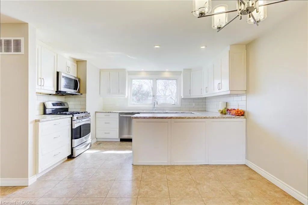 22 Blackhorne Crescent #Upper