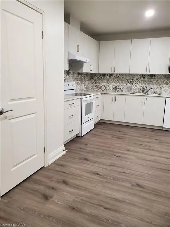 307 King Street E #206