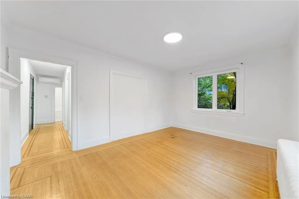 312 Aberdeen Avenue #1
