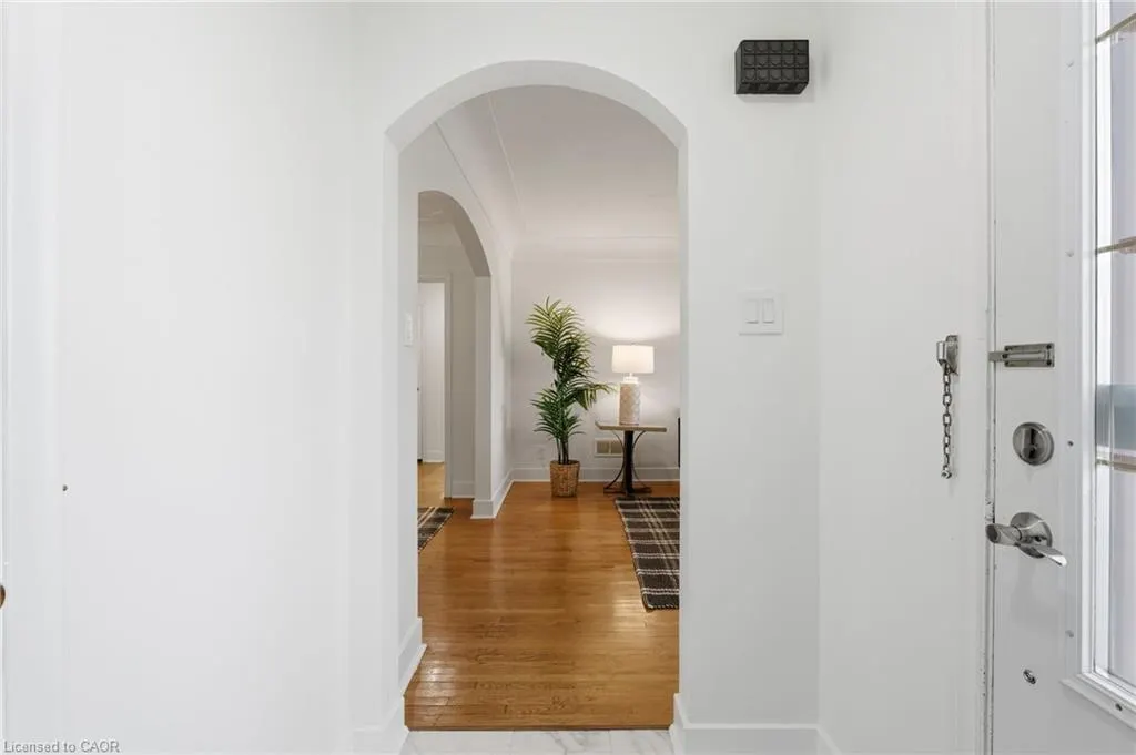 53 Livingston Avenue