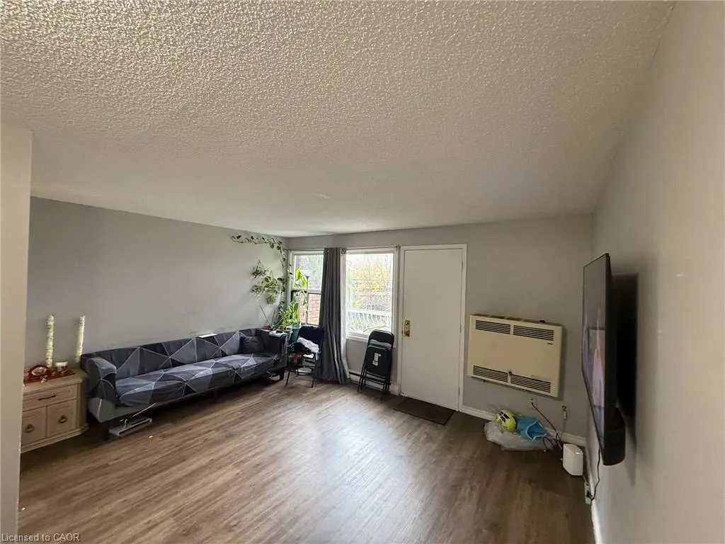 1200 Courtland Avenue #6