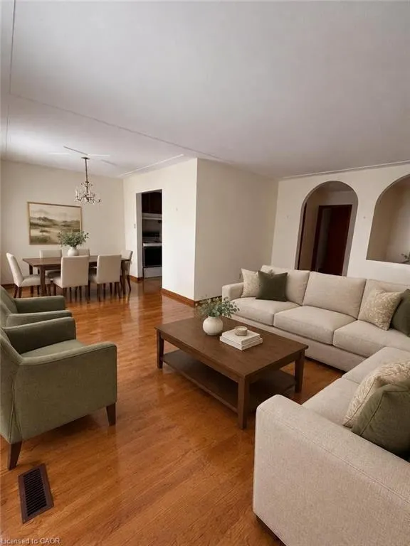 15 Penlake Court