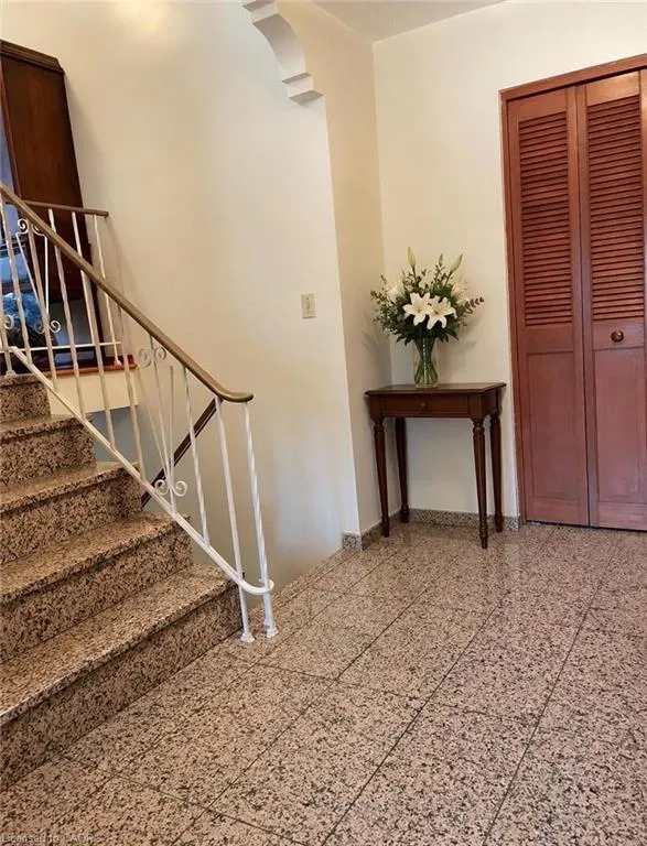15 Penlake Court