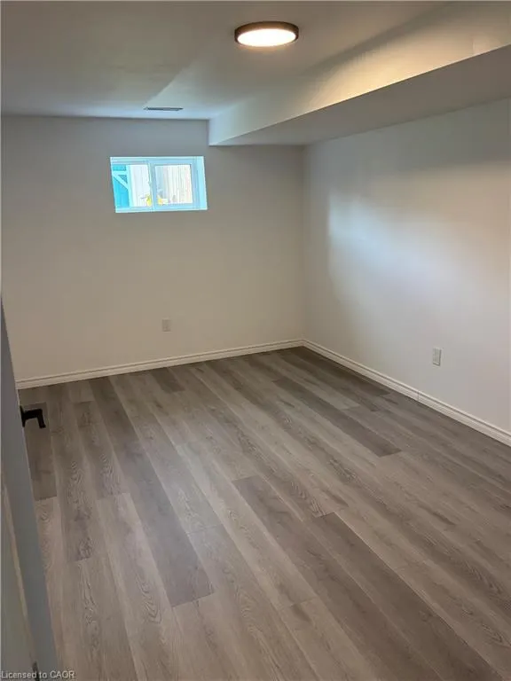 16 Maple Crescent #2