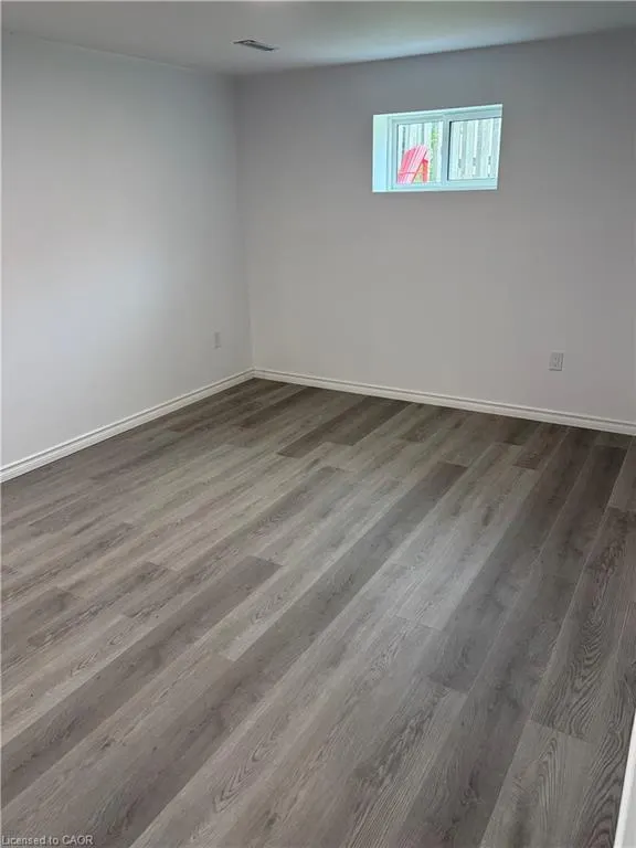 16 Maple Crescent #2