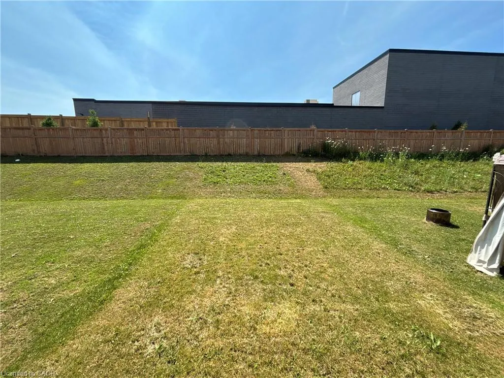 60 Reistwood Drive