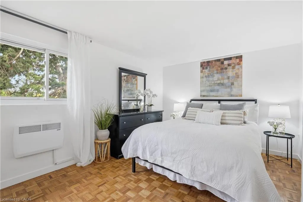 162 Jansen Avenue #26