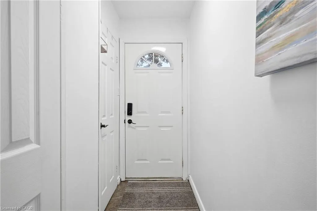 162 Jansen Avenue #26