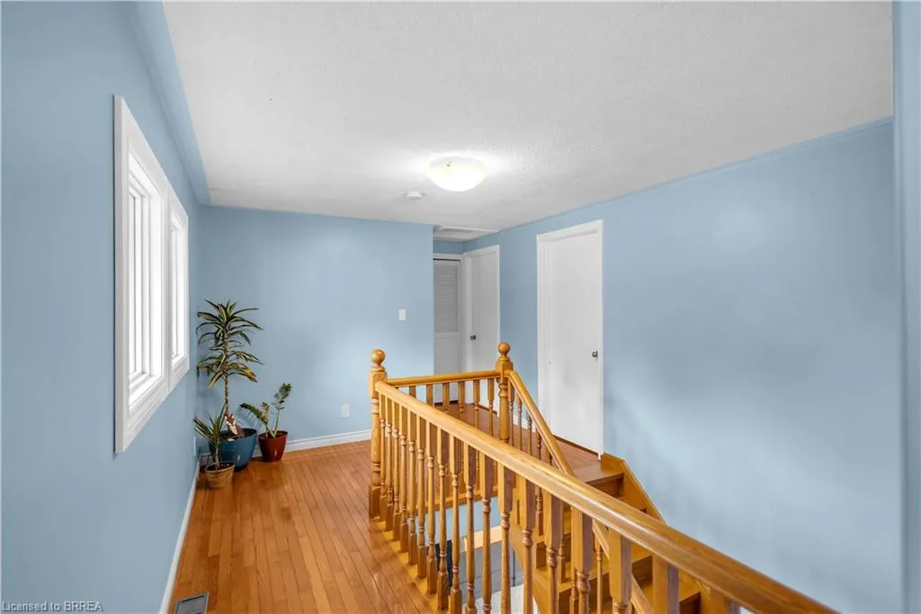 490 Devonshire Avenue