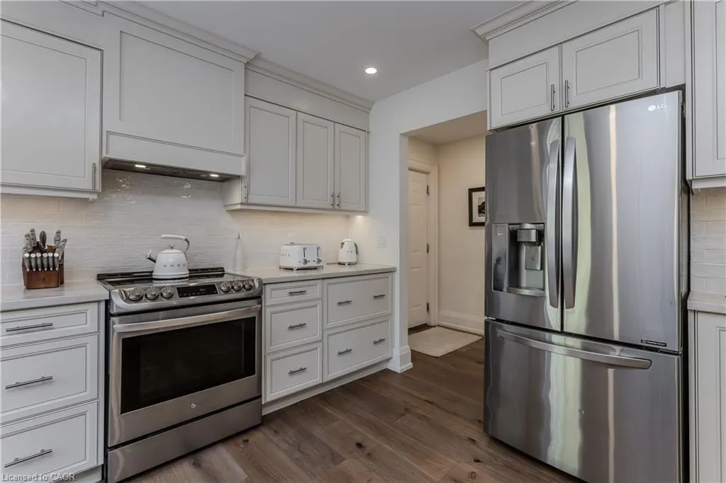 2215 Highway No 6