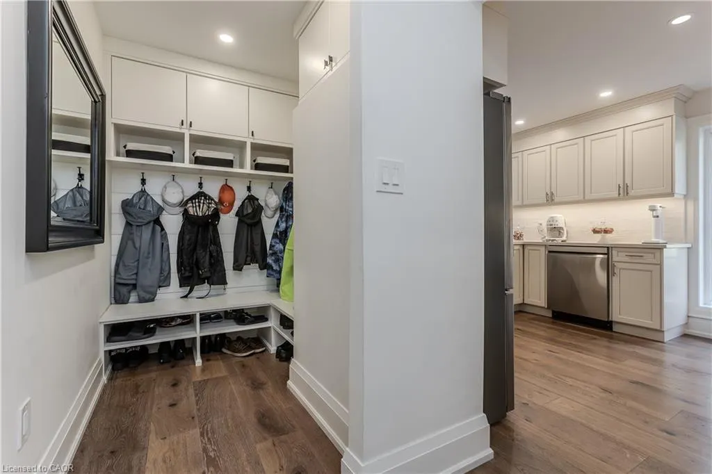 2215 Highway No 6
